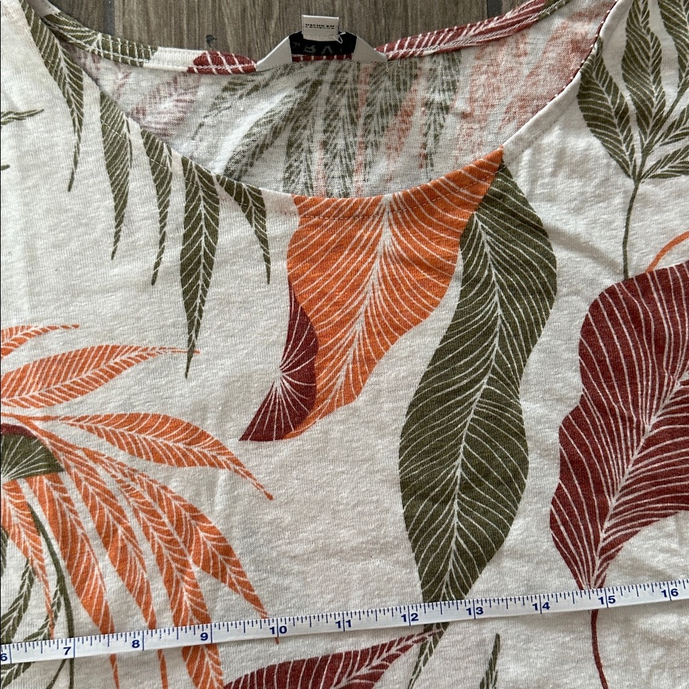 Orvis Multicolor Leaf Print Short Sleeve Top - Picture 4 of 7